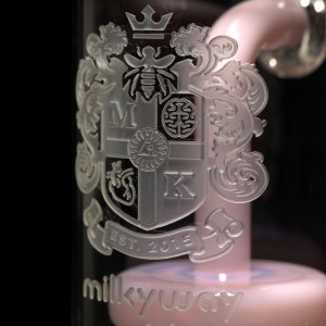 Coat of Arms jade pink dab rig